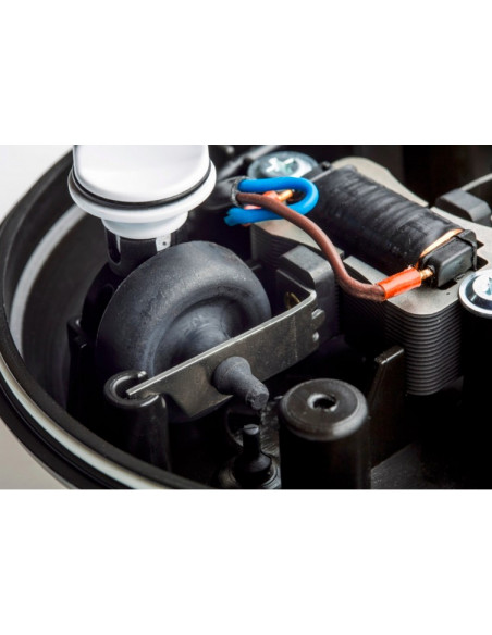 OxyBoost 100 Plus pompe à air d'aquarium design avec débit de 100 L/h