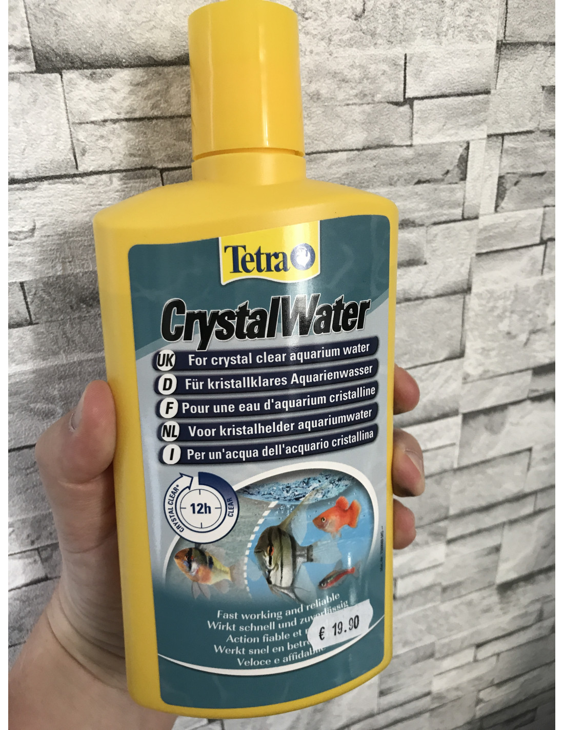 Tetra CrystalWater  For crystal clear aquarium water 